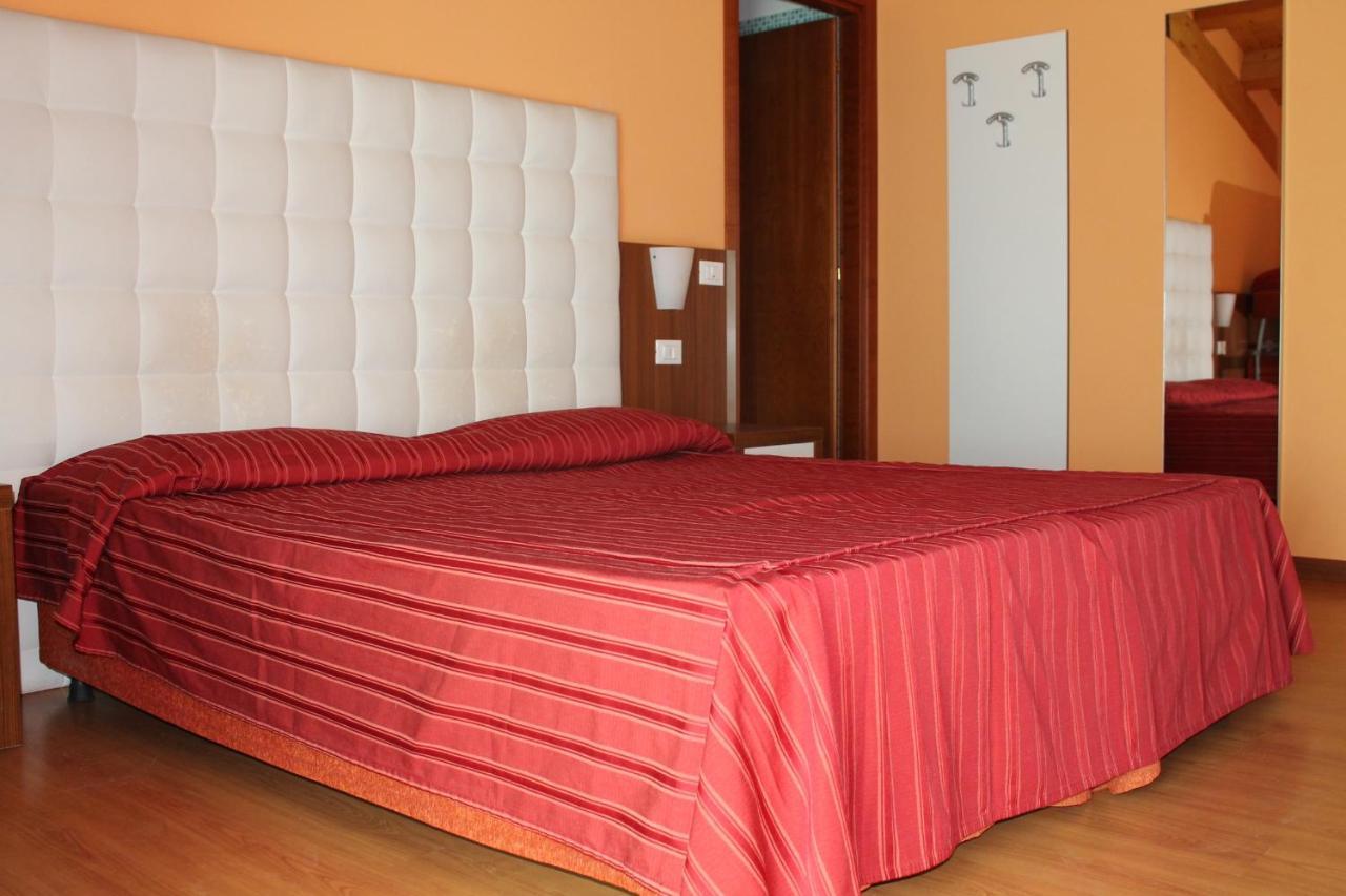 קאורלה Hotel Vienna מראה חיצוני תמונה