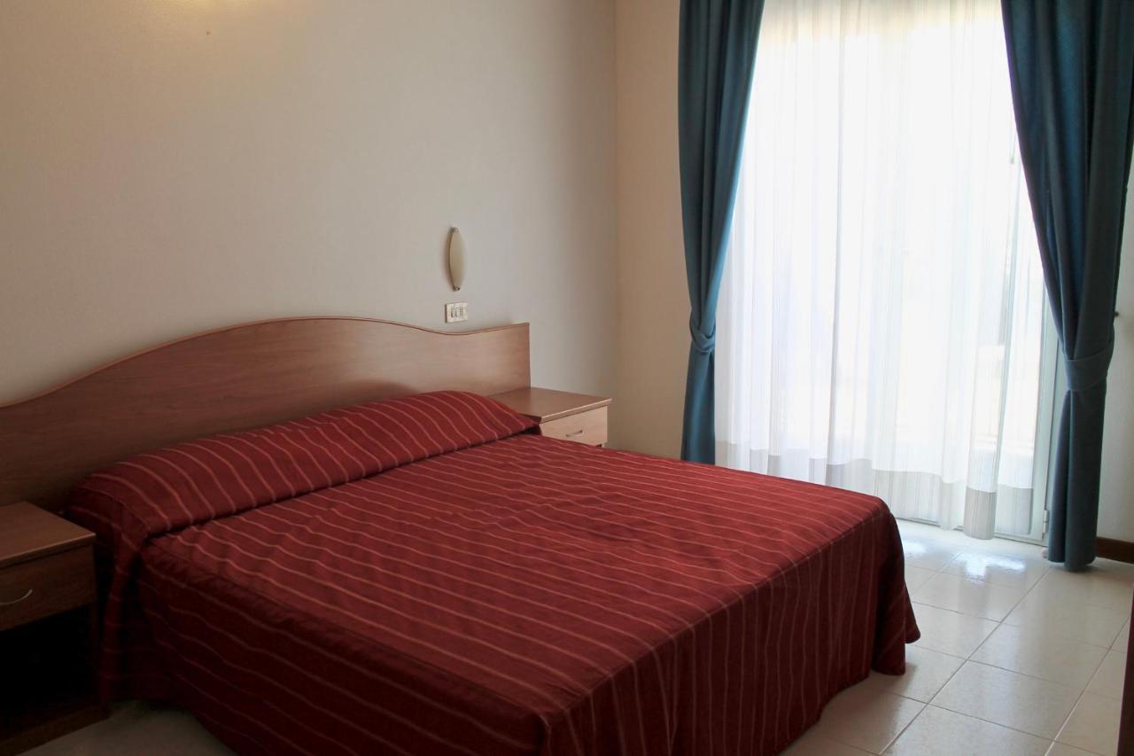 קאורלה Hotel Vienna מראה חיצוני תמונה