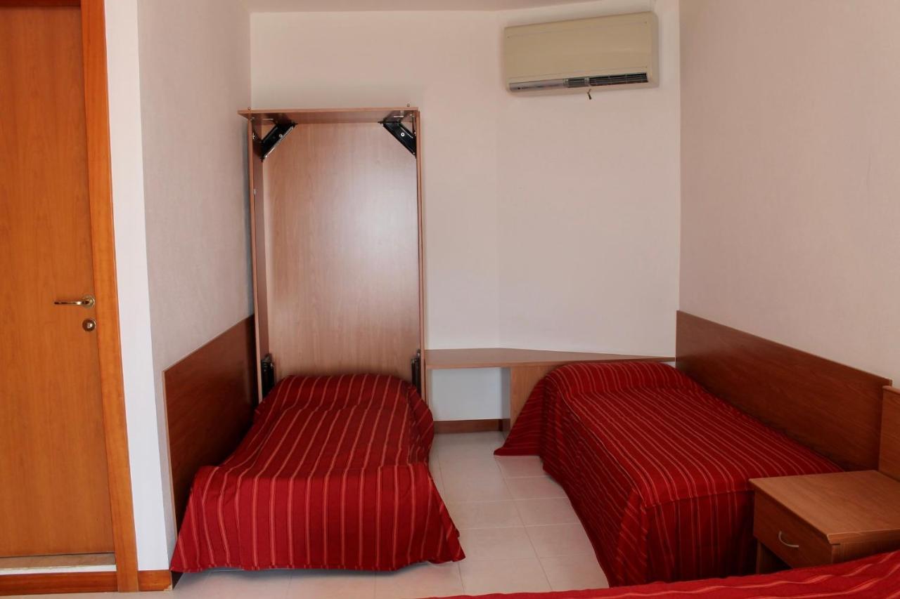 קאורלה Hotel Vienna מראה חיצוני תמונה