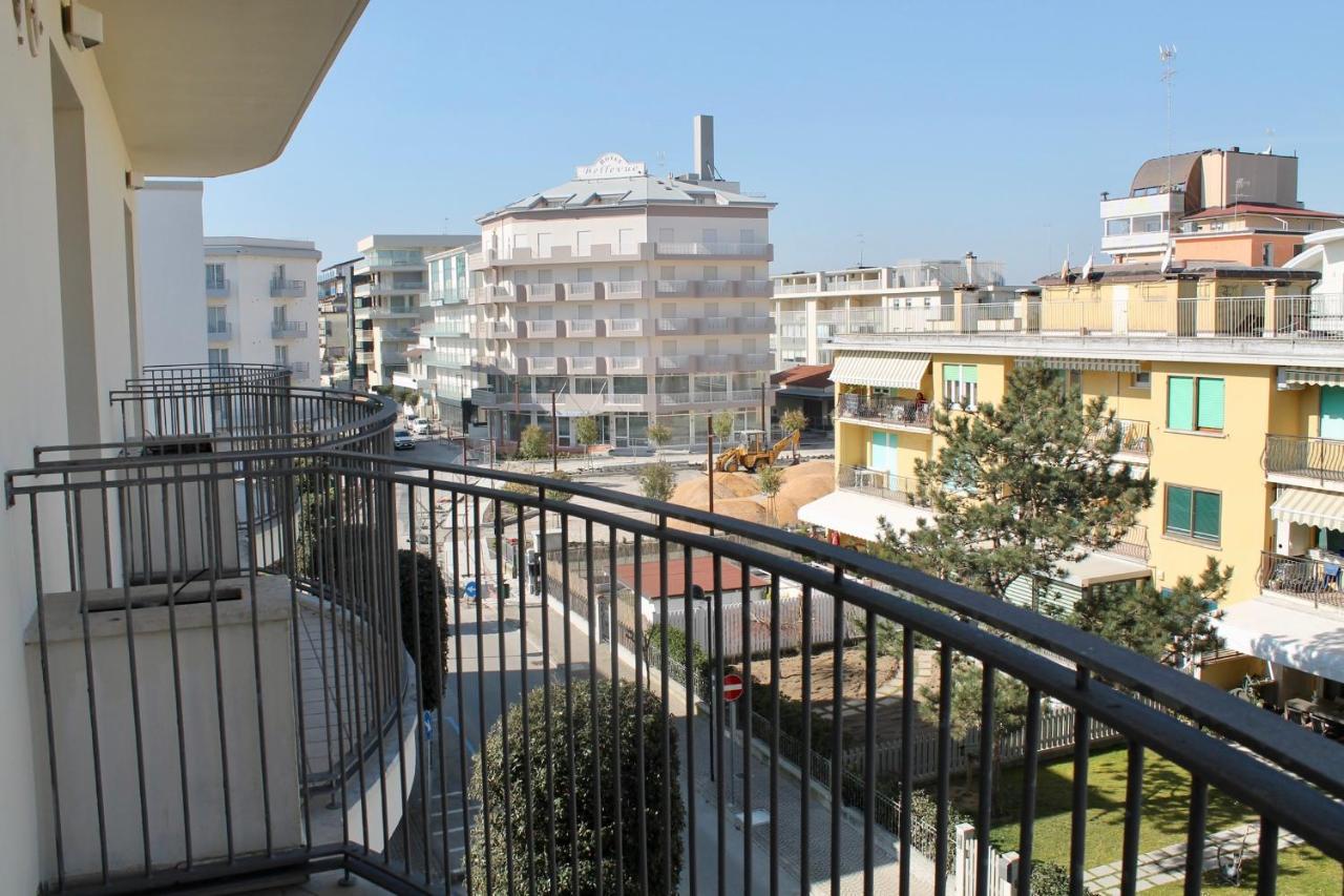 קאורלה Hotel Vienna מראה חיצוני תמונה