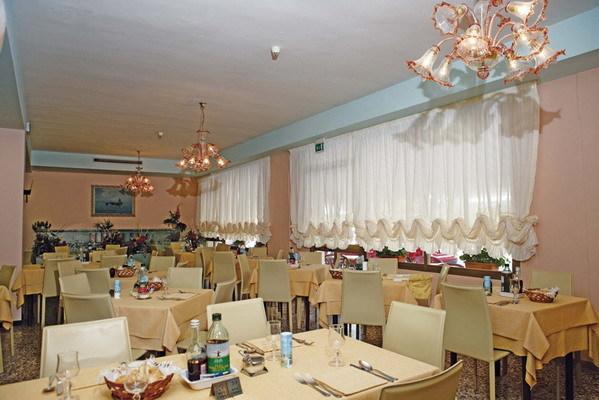קאורלה Hotel Vienna מראה חיצוני תמונה