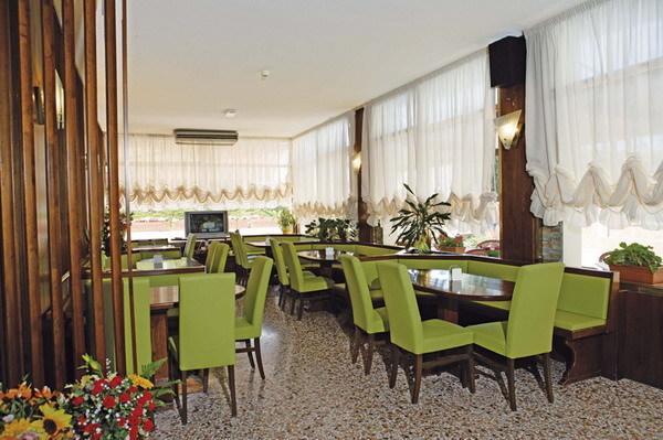 קאורלה Hotel Vienna מראה חיצוני תמונה